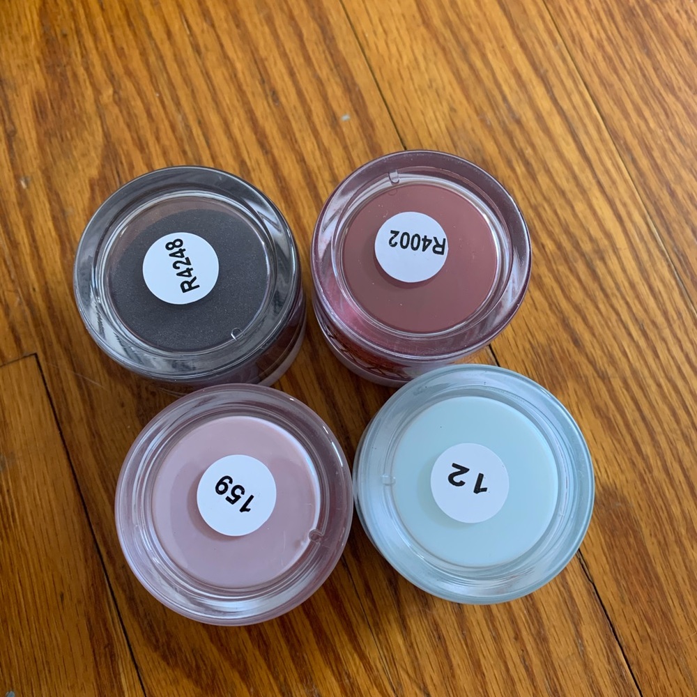 Dip nails